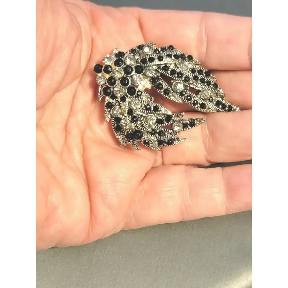 Vintage Black & White Rhinestone Flower Brooch Pin- Large 2